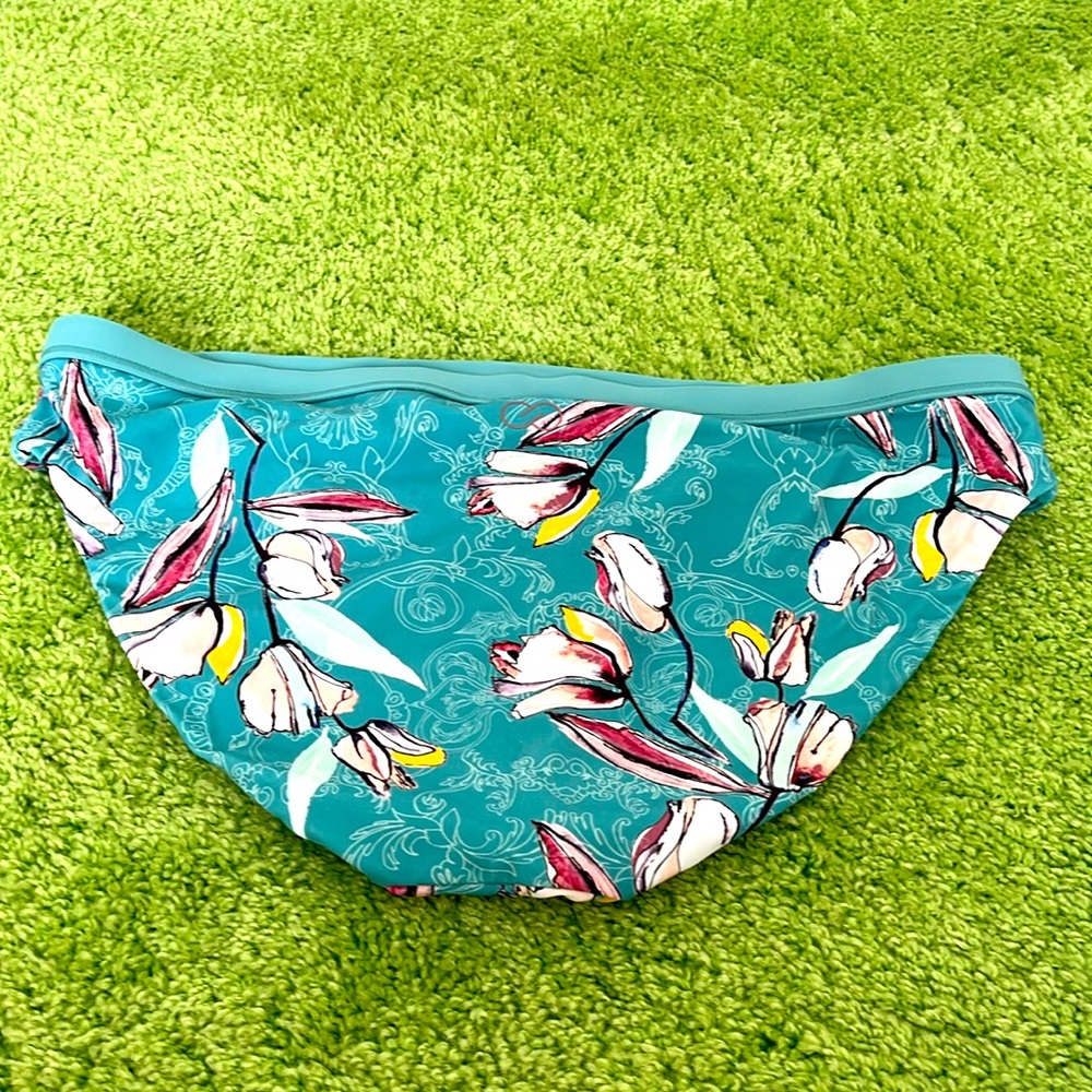 CALIA swim bikini bottoms . Size M like NEW